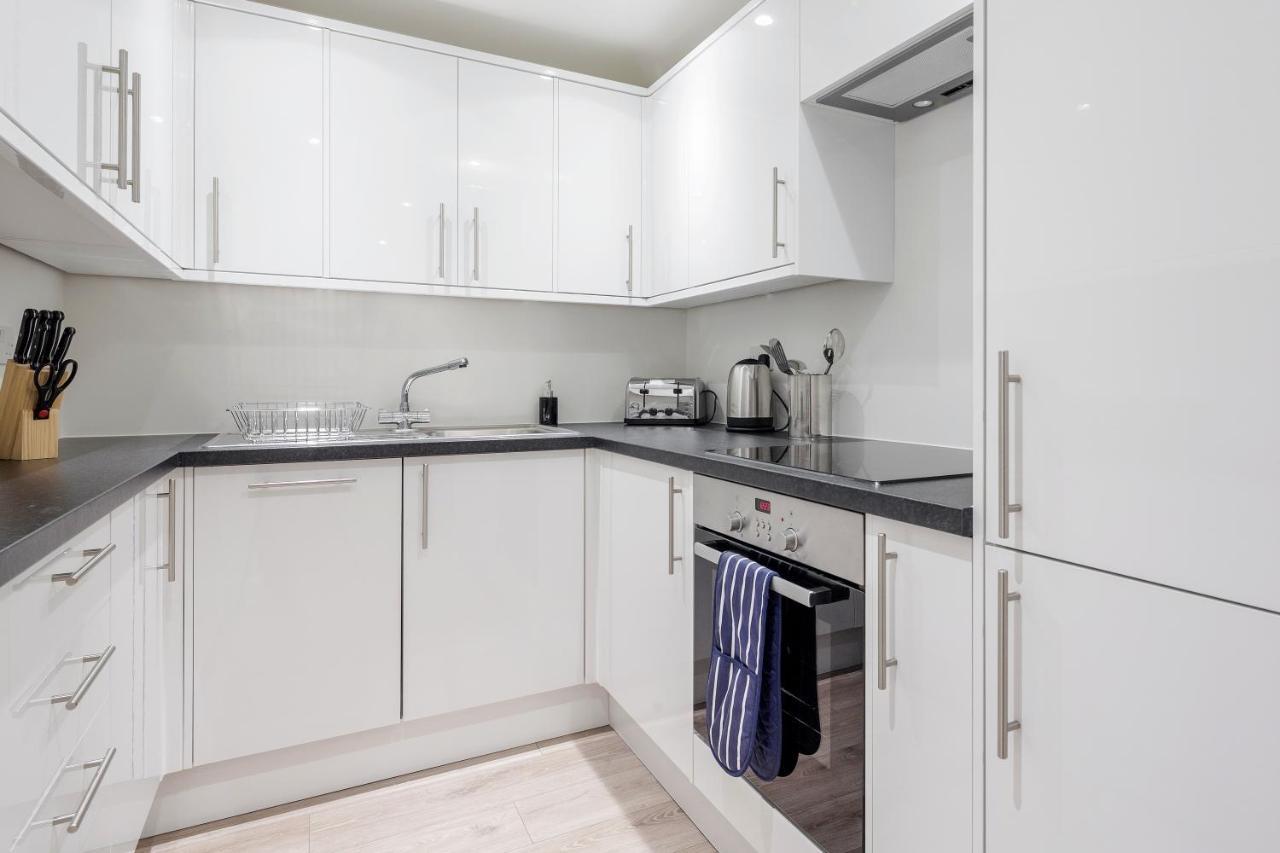 Stayo New Compton Street Λονδίνο Εξωτερικό φωτογραφία