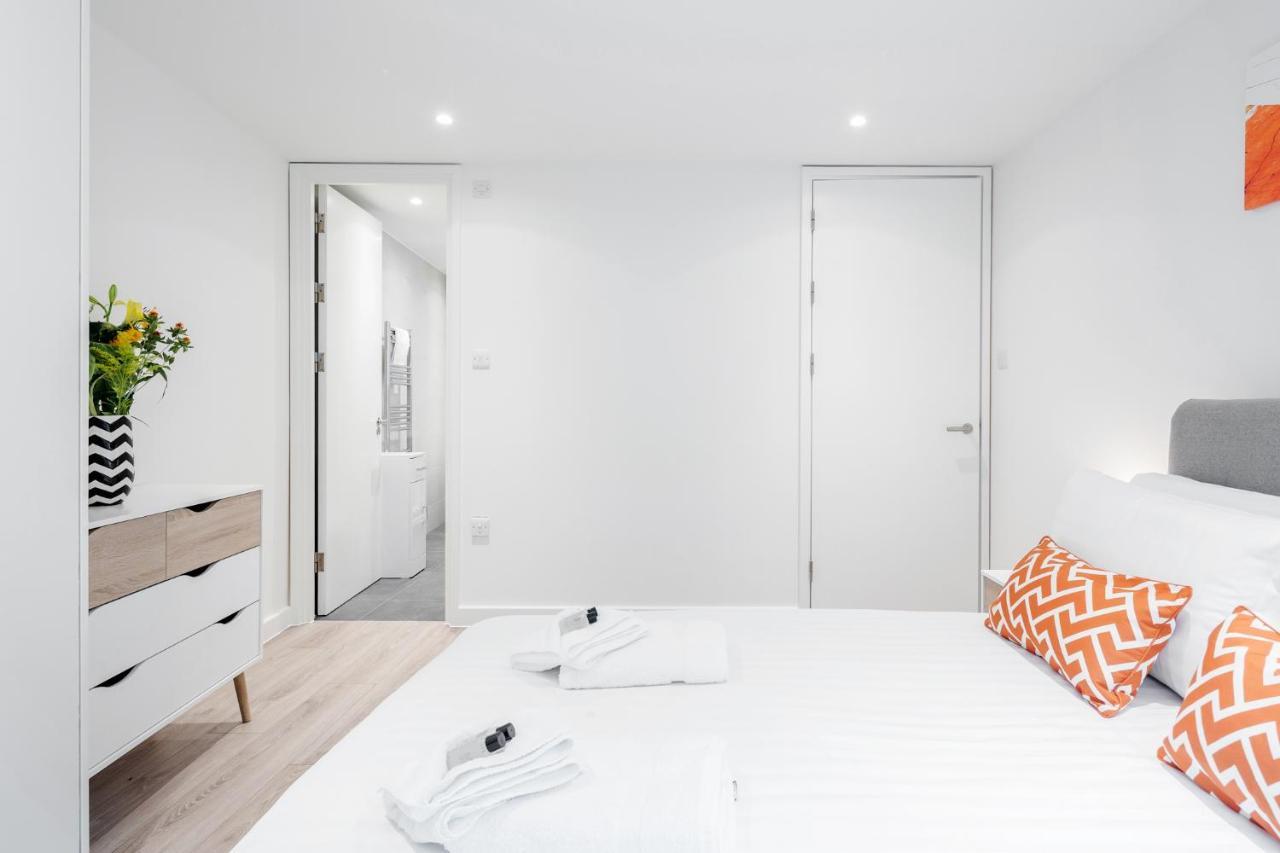 Stayo New Compton Street Λονδίνο Εξωτερικό φωτογραφία